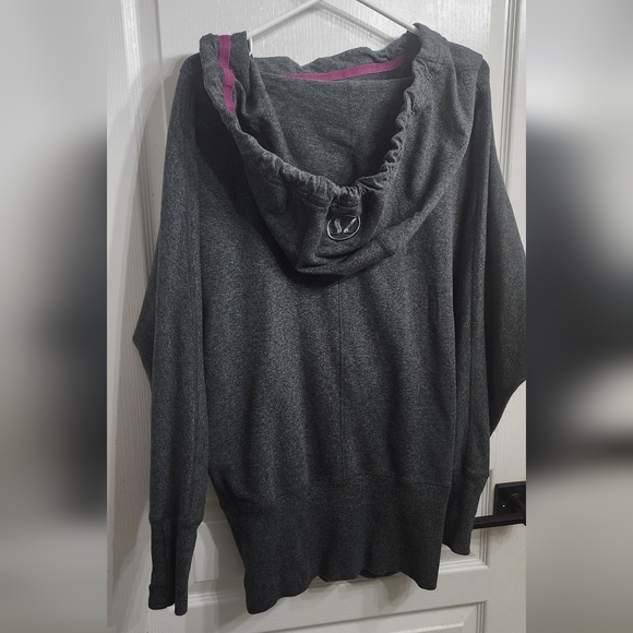 Lululemon Flashback Pullover - Picture 2 of 4